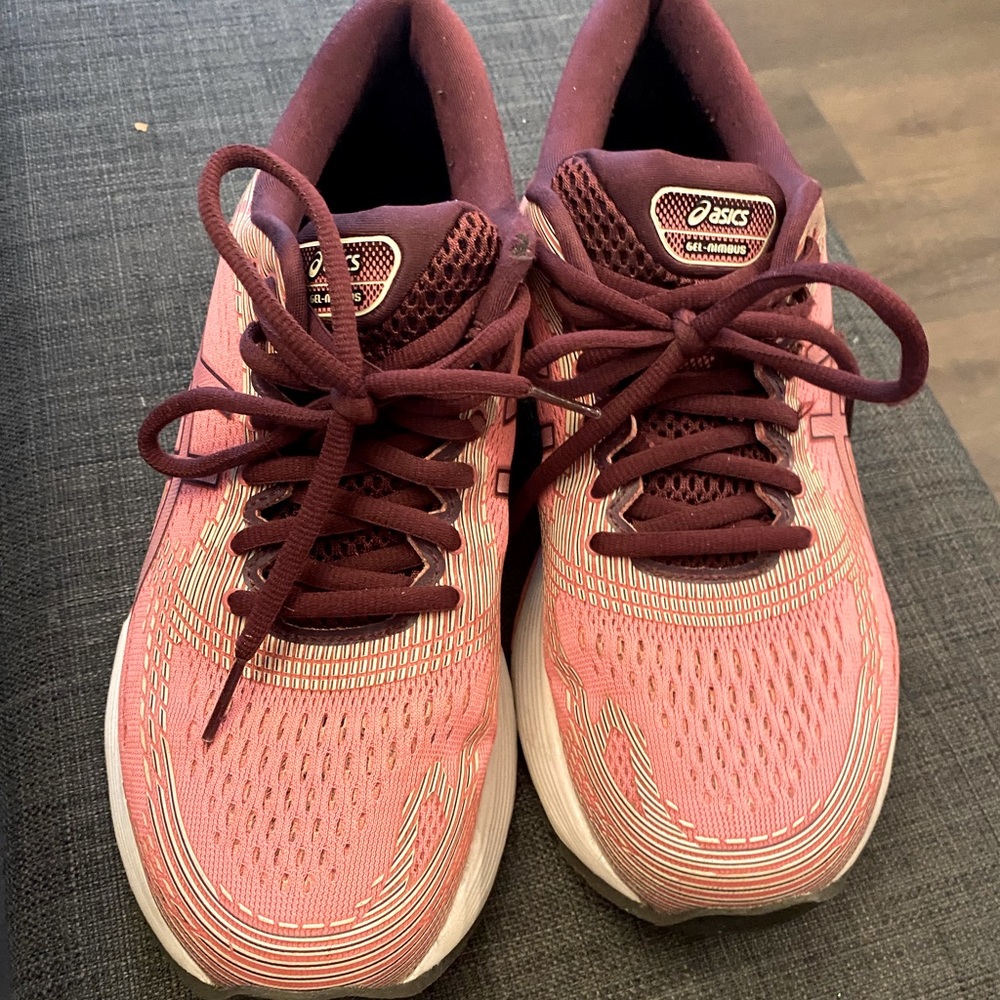 Acics Gel Nimbus women’s sneakers